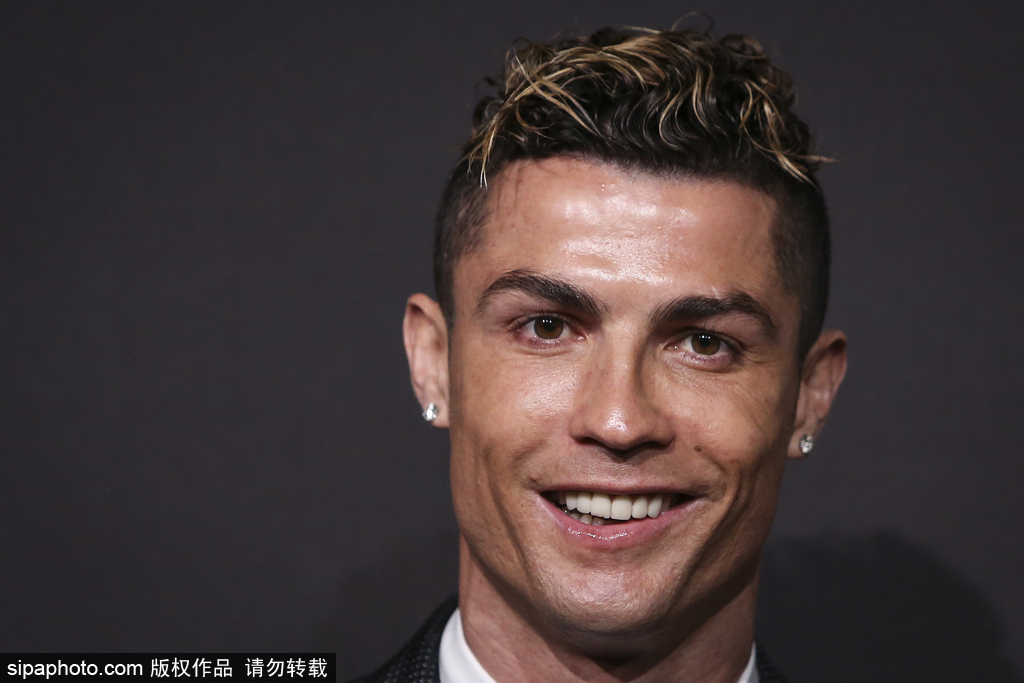 故事先行 故事先行