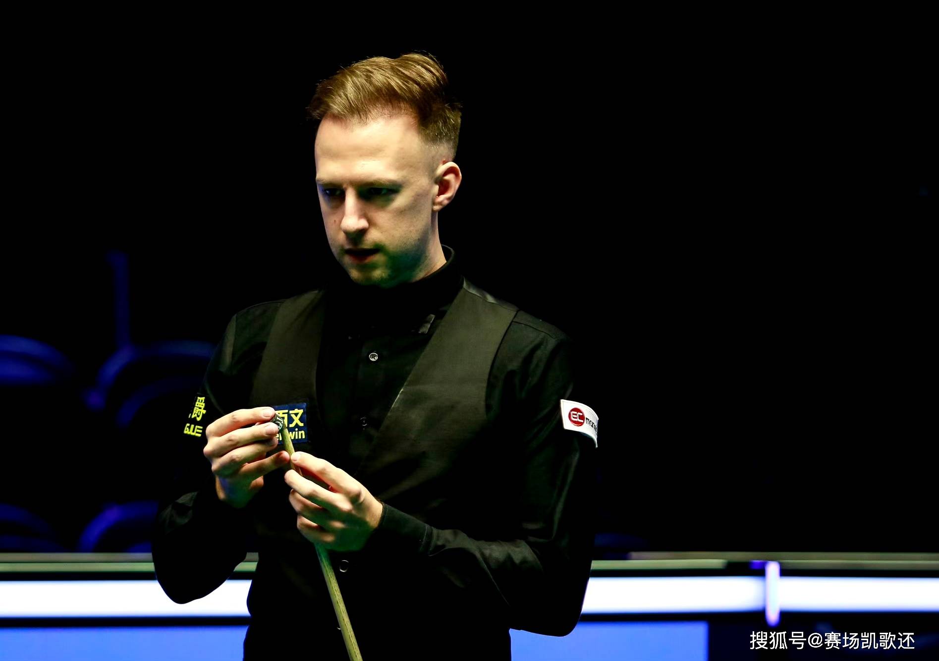 但前两年不 但前两年不