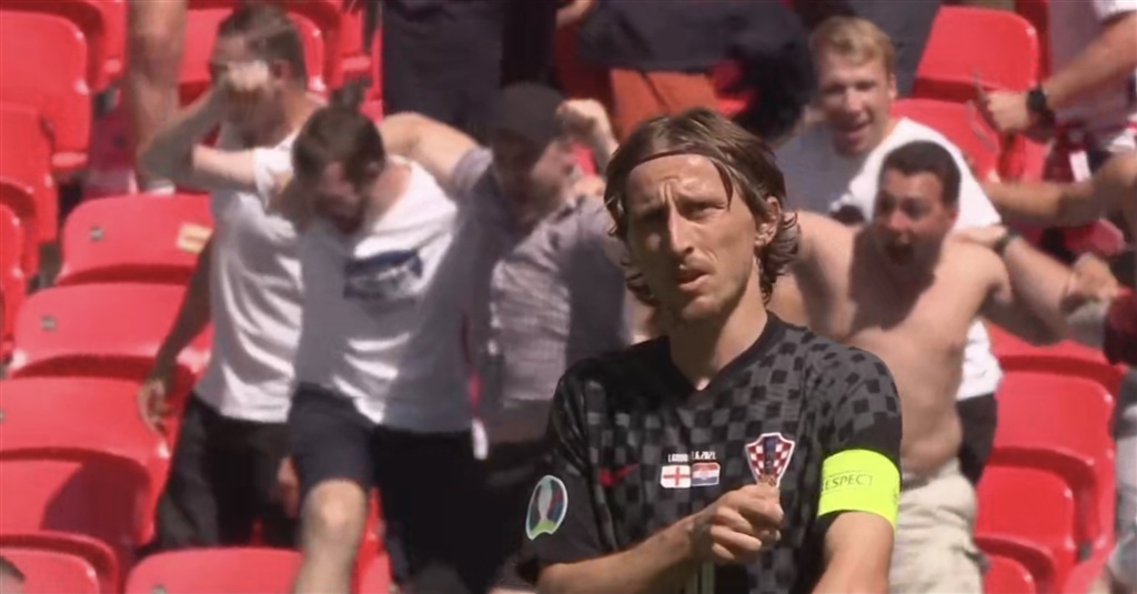 再者是舆论 再者是舆论